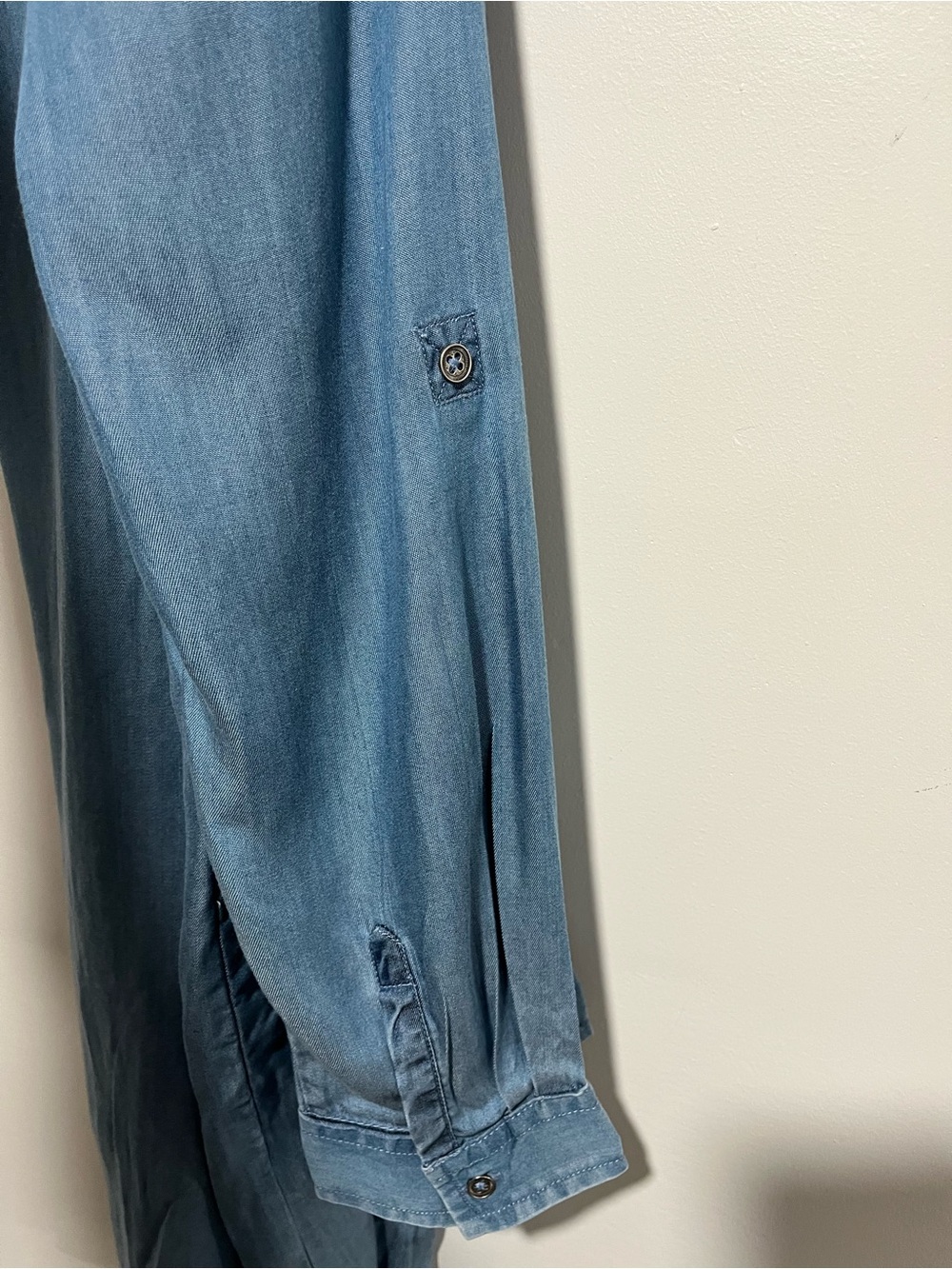 beachlunchlounge Light Blue Relaxed V-Neck Tunic Dress - Picture 12 of 12